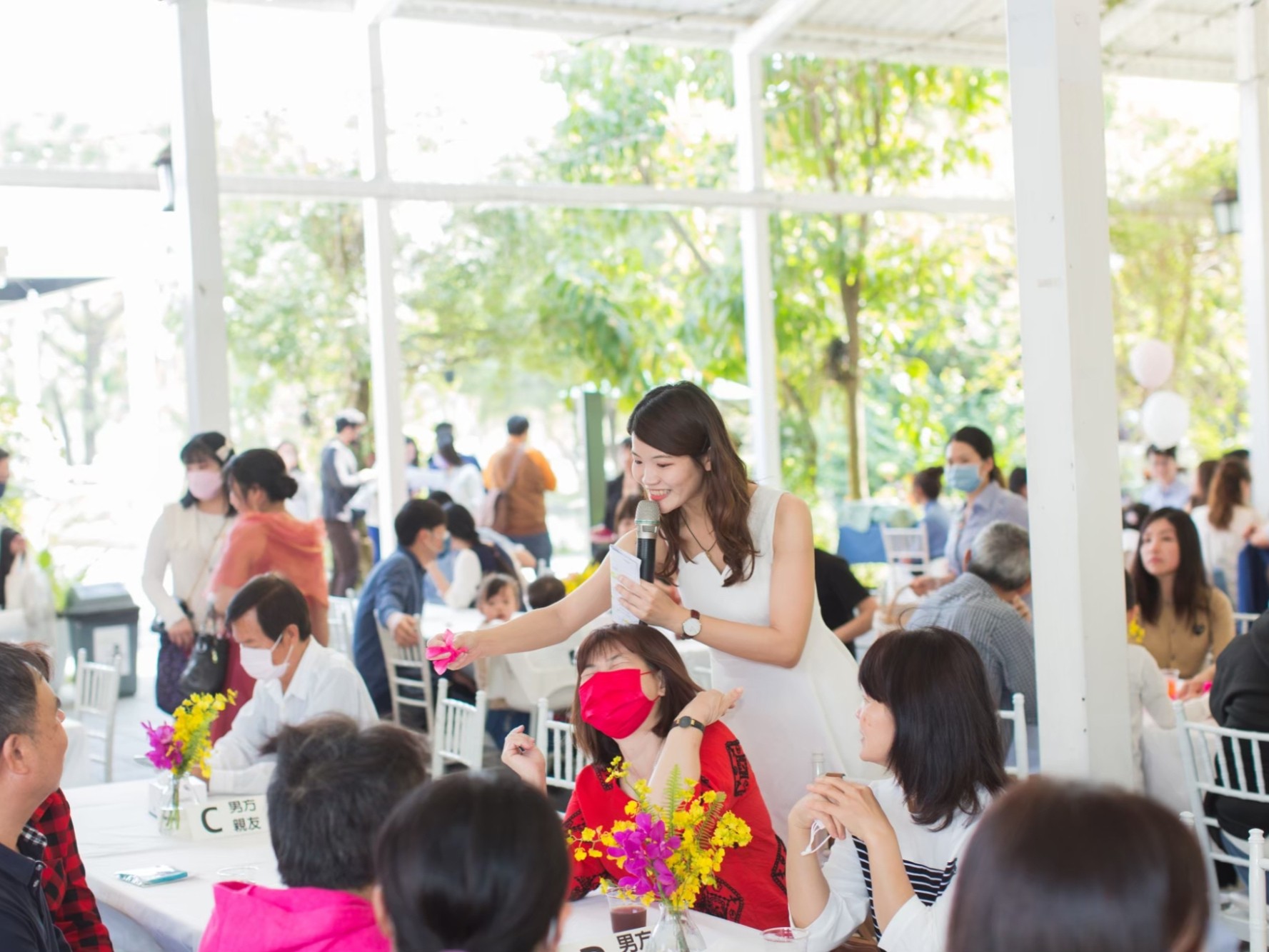 婚禮活動主持人