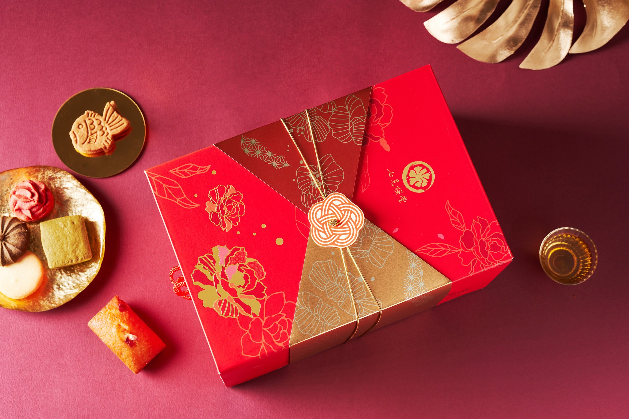 大器和式抽屜︱咲千尋三層禮盒- 七見櫻堂手工喜餅喜餅禮盒| WeddingDay