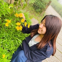 彤彤❤️Christine