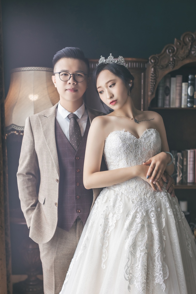 拍照婚紗 推薦 比堤婚紗 推薦客人：小辰＆喬喬 桃心領白紗