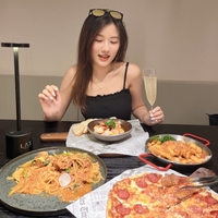 藍藍