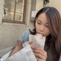 梁芳慈