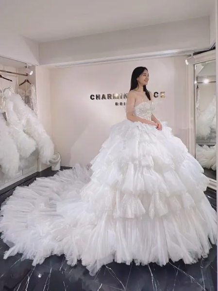 婚紗店跟皇宮一樣！我直接變女王-結婚經驗分享