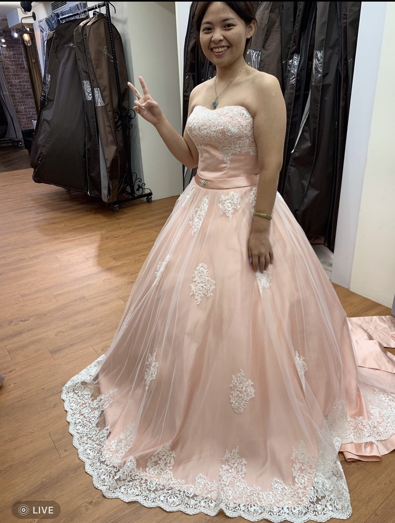 結婚的戰袍難挑嗎？交給幸福感柔柔跟歐妹就對了！-婚禮廠商評價