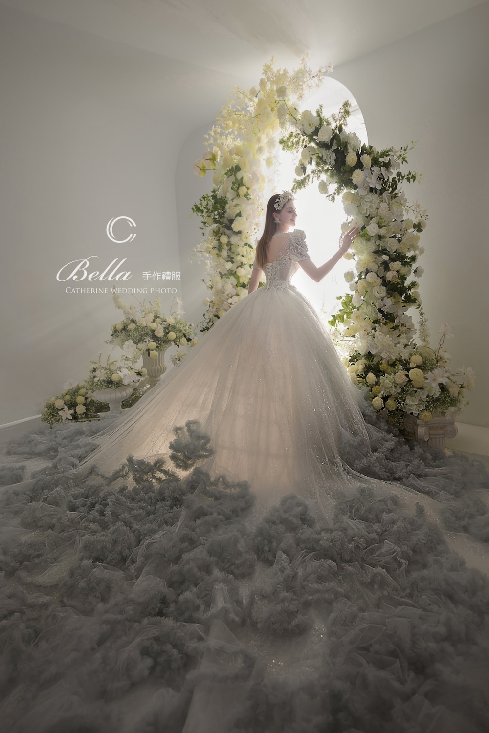 凱瑟琳婚紗-白色閃閃透膚紗裙