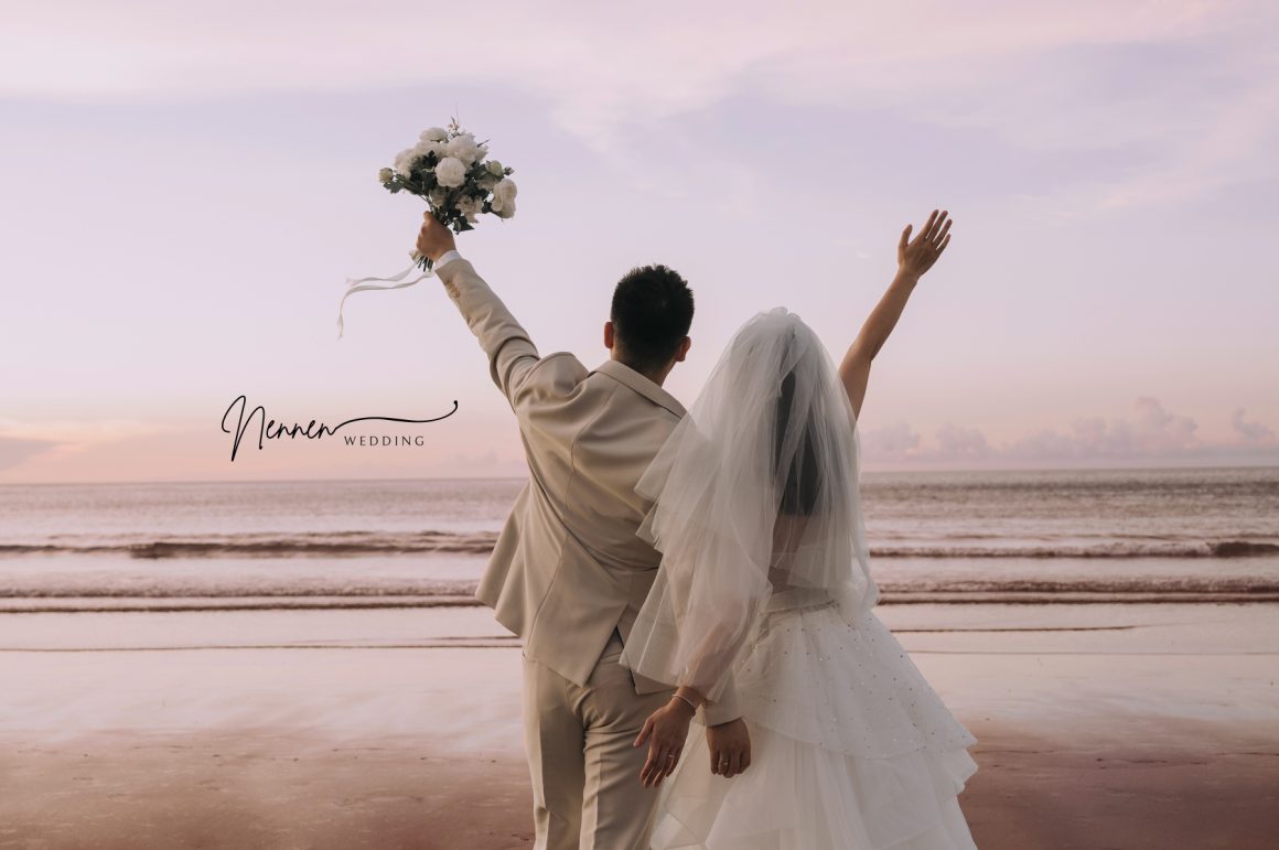 戶外婚禮拖尾婚紗