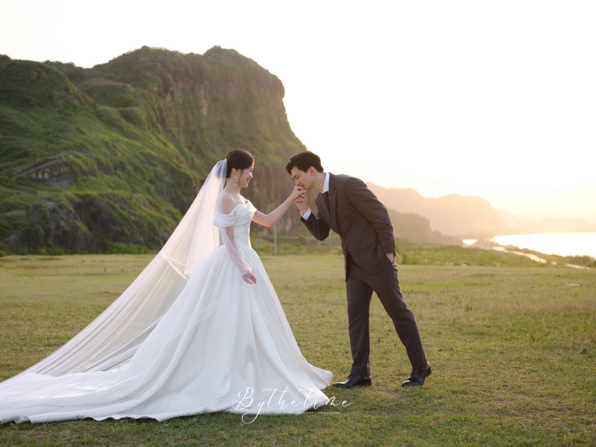 戶外婚禮拖尾婚紗