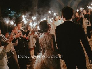 長拖尾婚紗不怕髒！戶外婚禮也能優雅駕馭，實用小撇步 5 招