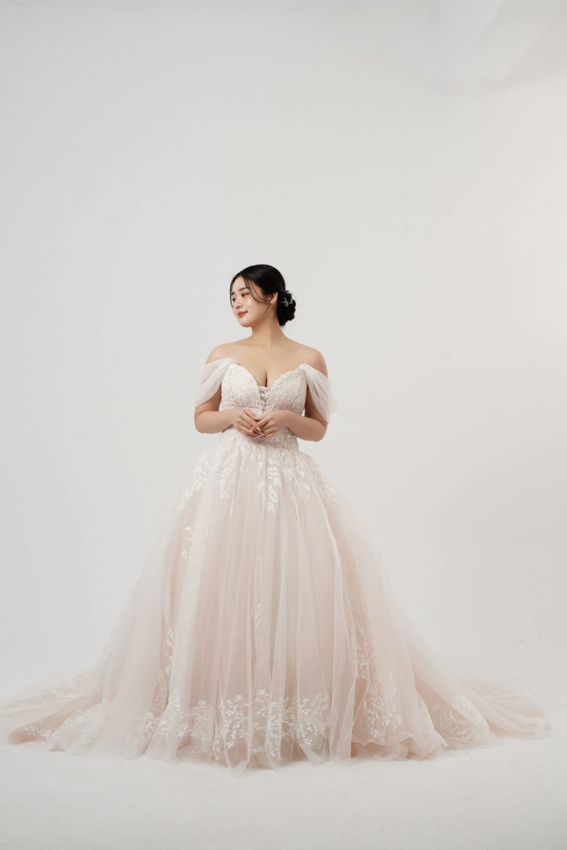 棉花糖女孩婚紗